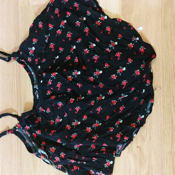 Top - Picture 2 of 2